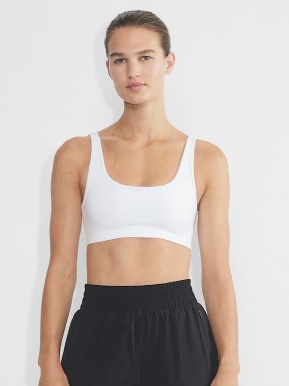 Aritzia TNA Scoopneck Bra Top